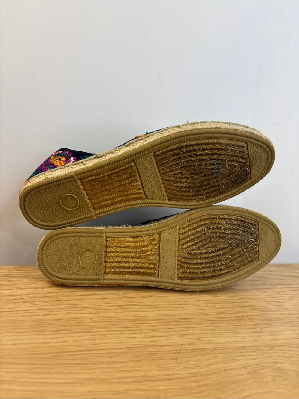Fabiolas Floral Embroidered Flat Espadrilles Woman’s 40/US 9.5 Spain